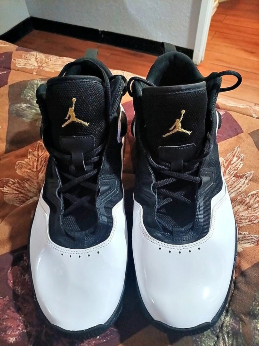 Jordan Flight Aura Athletic Shoes White & Black